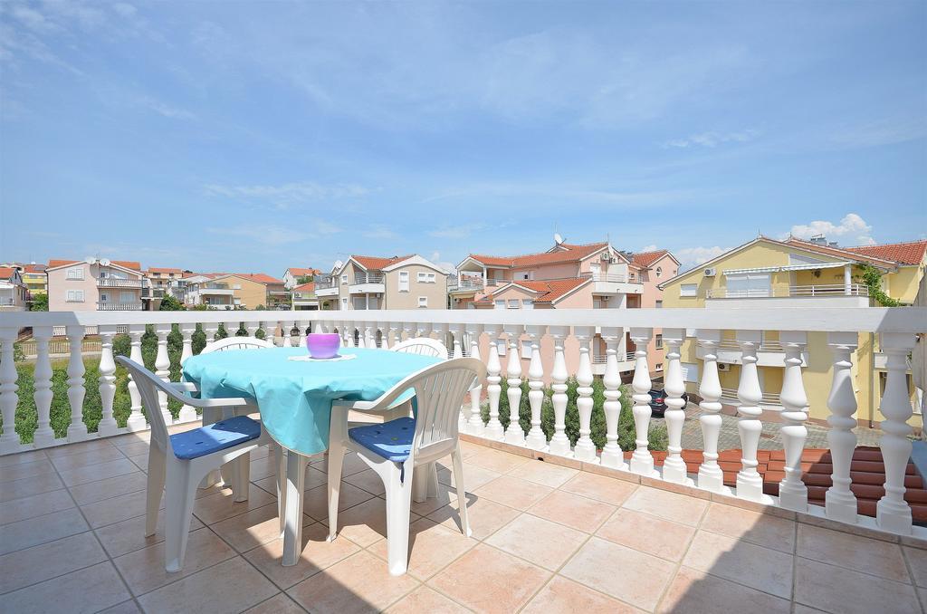 Apartment Ljubica Vodice Dış mekan fotoğraf